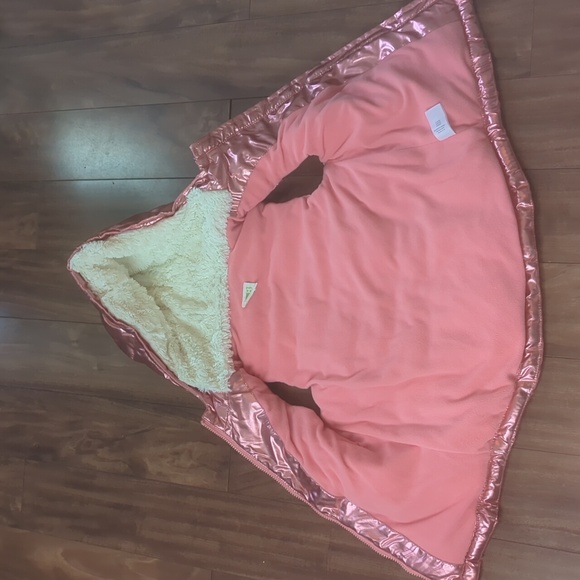 Girls crazy 8 Puffer Vest - Picture 5 of 7